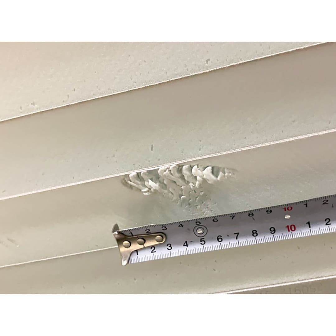 性能上良品ですが傷があります。