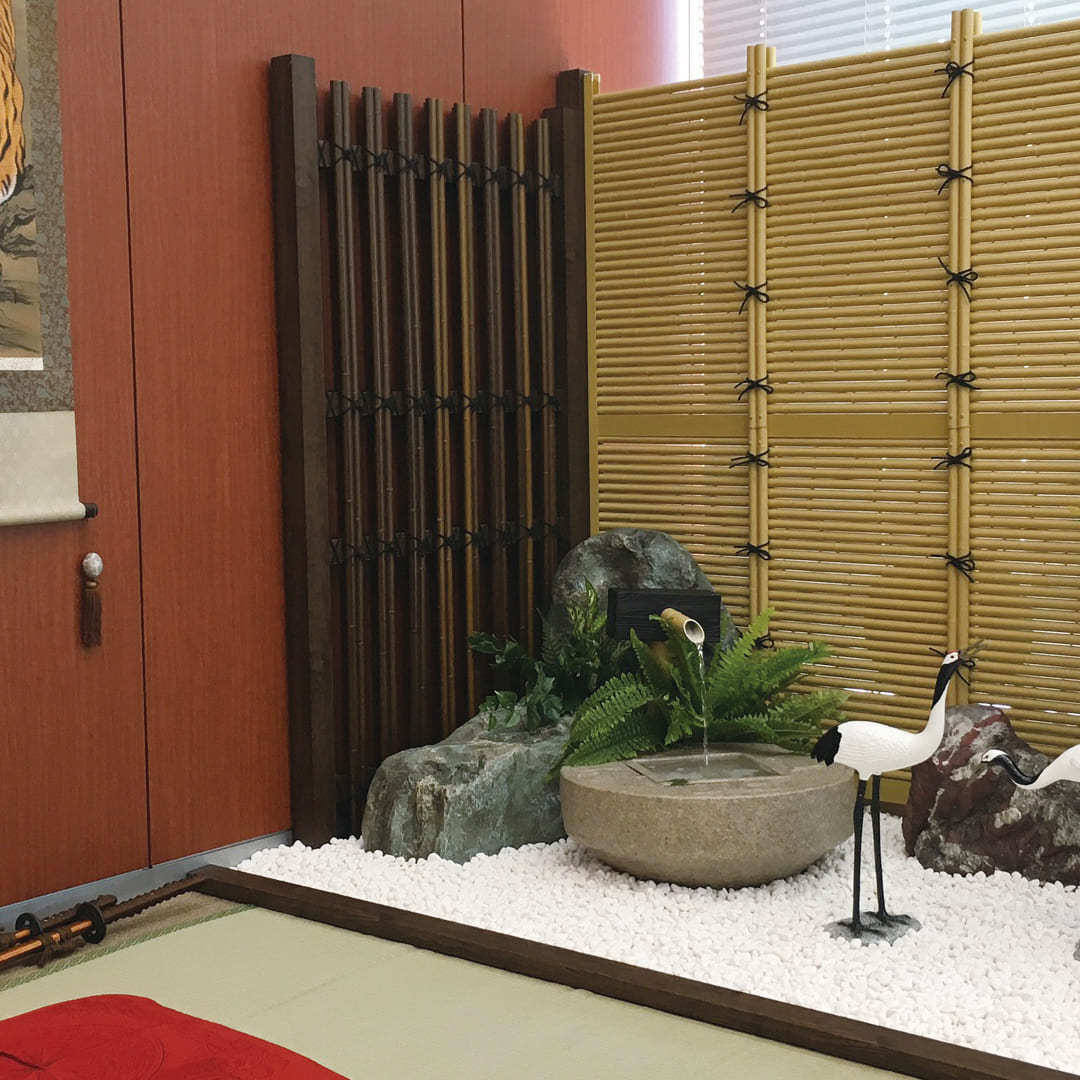 使用事例（画像は銭形つくばいセット）