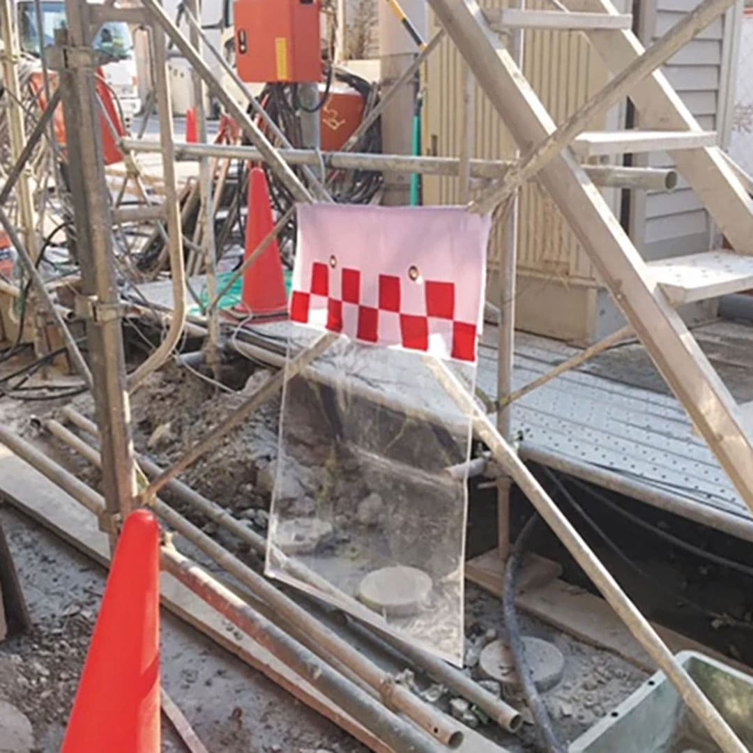 単管垂れ幕カバー AR-1445 両面クリアタイプ【ケース販売】10枚入 筋交 A3 防雨型 アラオ