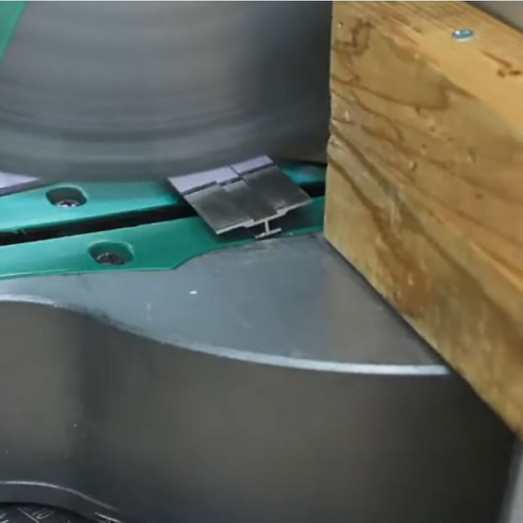 エバーアートボード 見切材 平目地ジョイント 片側端部加工品 L300mm センタージョイント ブロンズ 00335824 タカショー（法人限定）