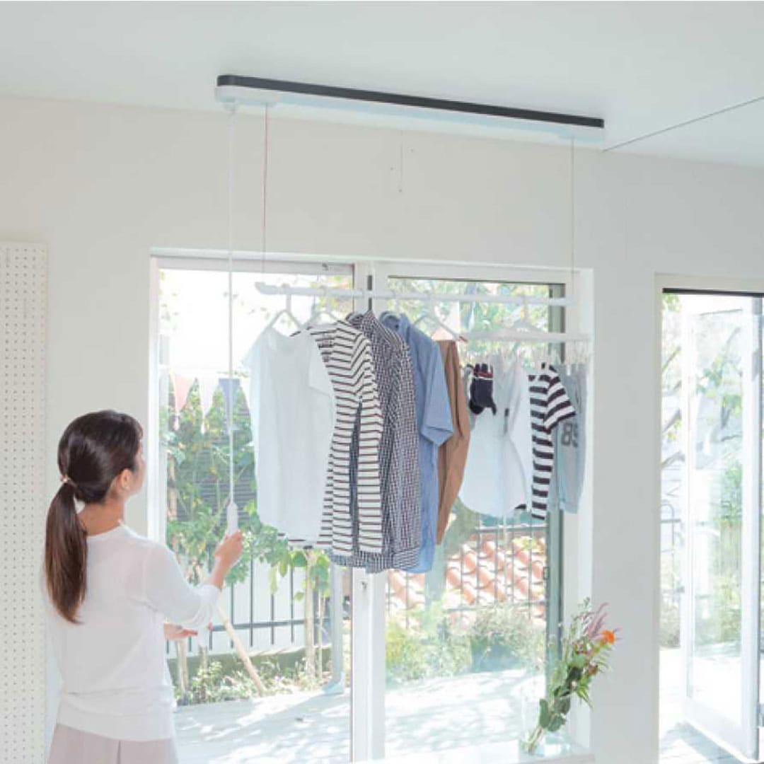 ナスタ(NASTA) エアバー(Air Bar) KS-NRP023-12WBKR レッド W1200 天井取付タイプ 昇降式室内物干