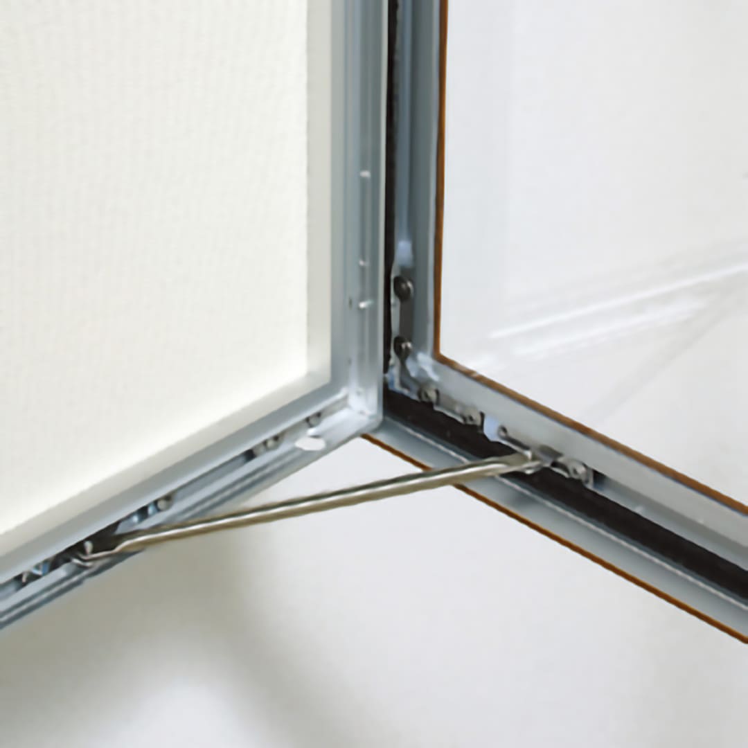 【受注生産】ナスタ 掲示板 画鋲ボード 屋外・屋内兼用 カバー付 A1サイズ 675×922 防滴型 KS-TS-HB7096A