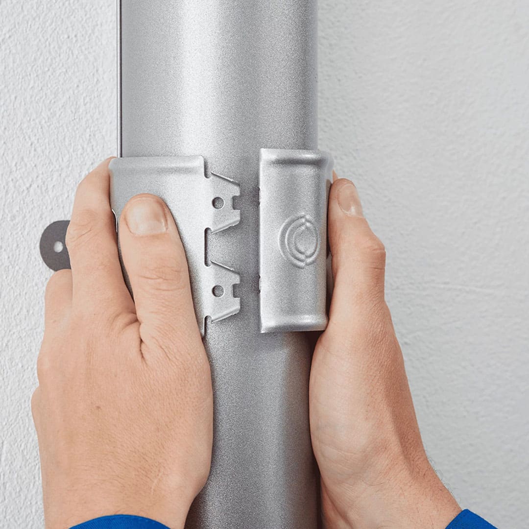 竪樋ホルダー(Φ75) グラファイトグレー SSVU-75-035 雨どい 雨樋 北欧 Lindab リンダブ スウェーデン シマブン