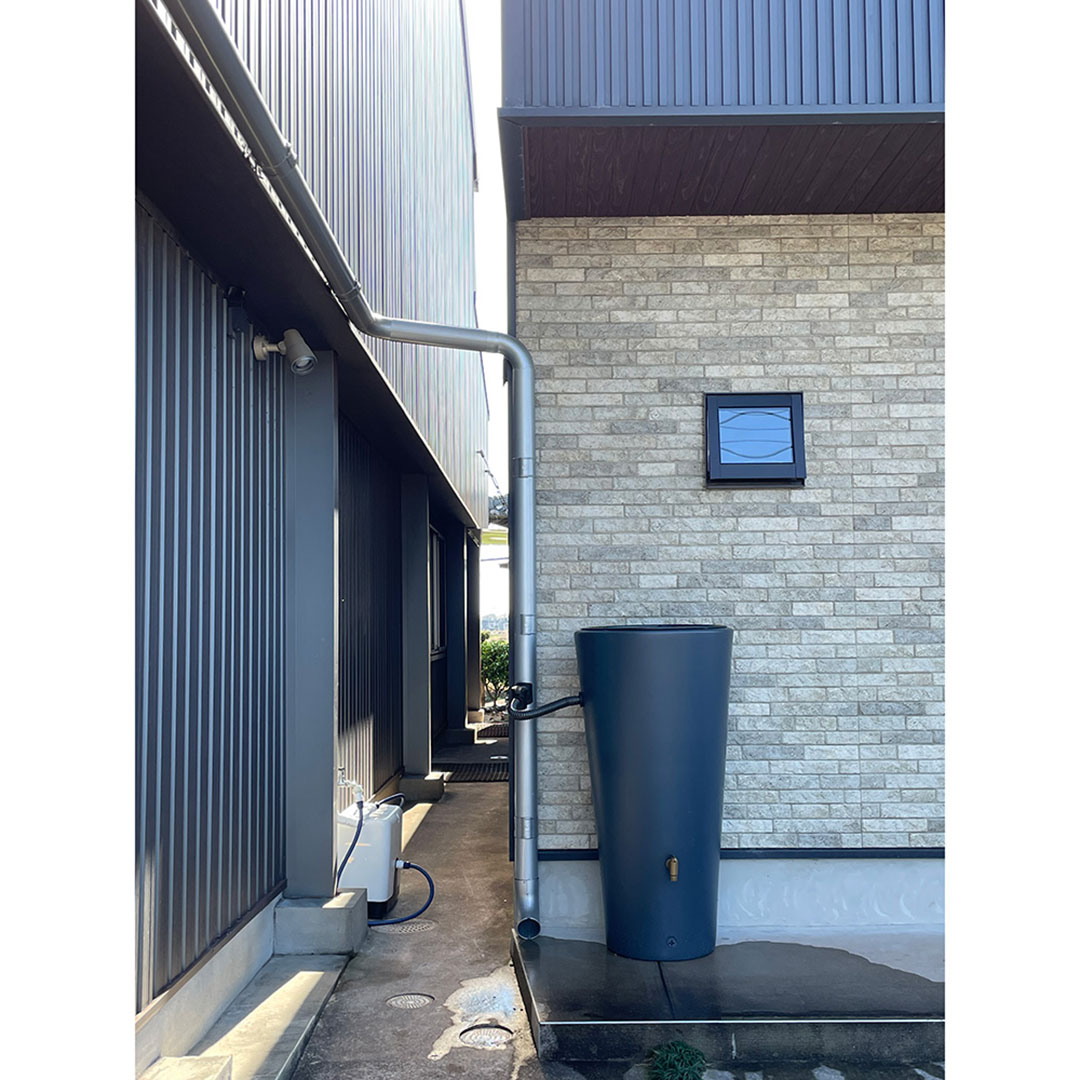 タンク ネイビー TANK-NAVY 雨どい 雨樋 北欧 Lindab リンダブ スウェーデン シマブン