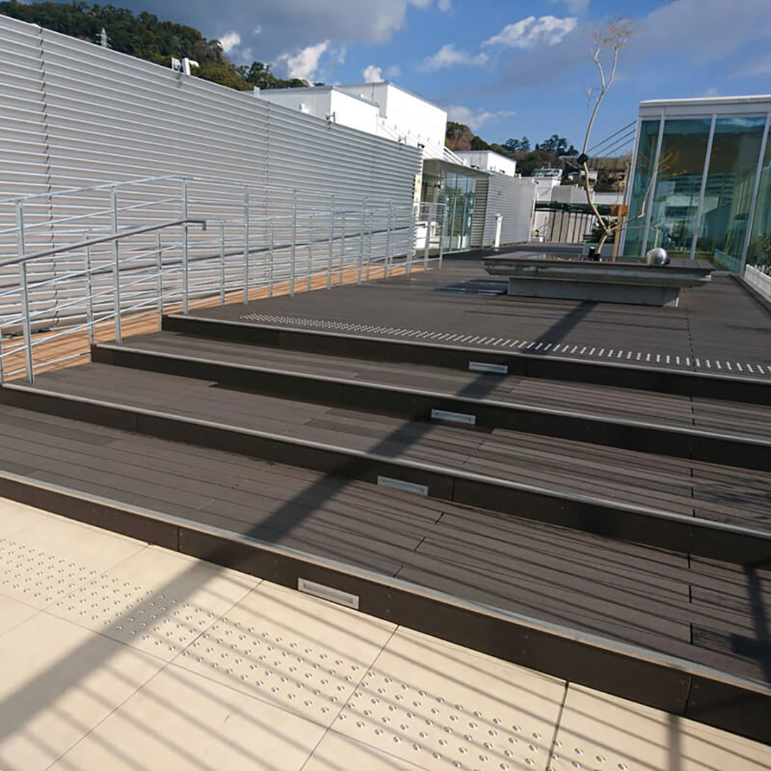 バイタルデッキ R25ダーク  25mm厚【ケース販売】0.870㎡入 人工再生木 ウッドデッキ 東京工営