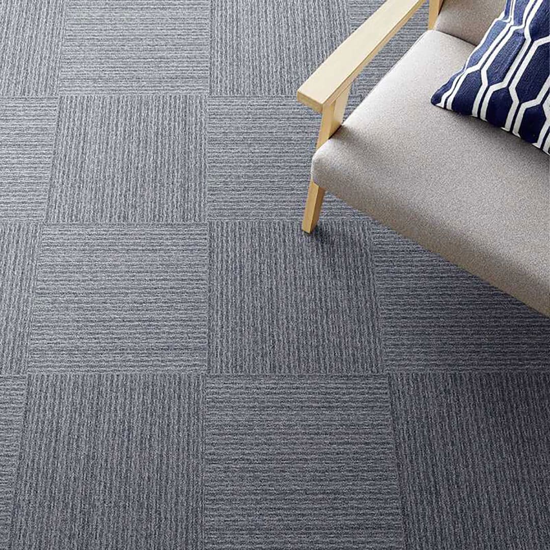 ニューピタコ ソーダブルー NP407【ケース販売】12枚入 タイルカーペット 裏面吸着タイプ 東リ【法人送料無料】