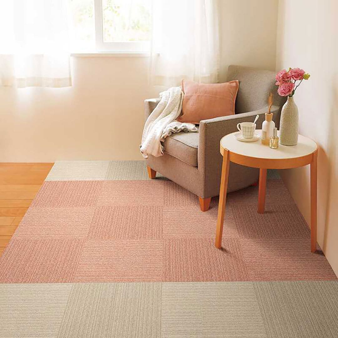 ニューピタコ チェリーピンク NP410【ケース販売】12枚入 タイルカーペット 裏面吸着タイプ 東リ【法人送料無料】