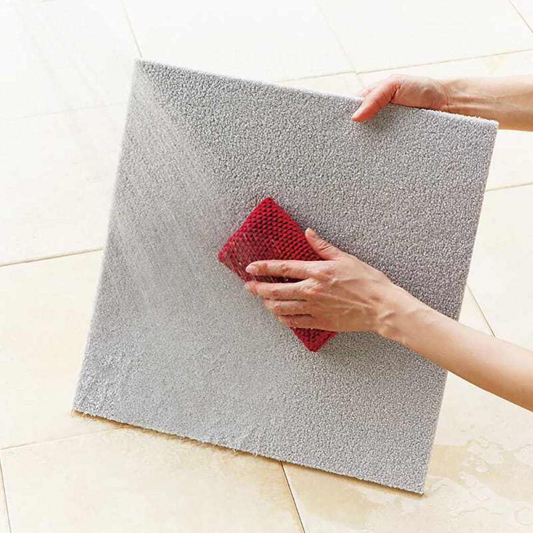 汚れた部分だけを外して洗えます。