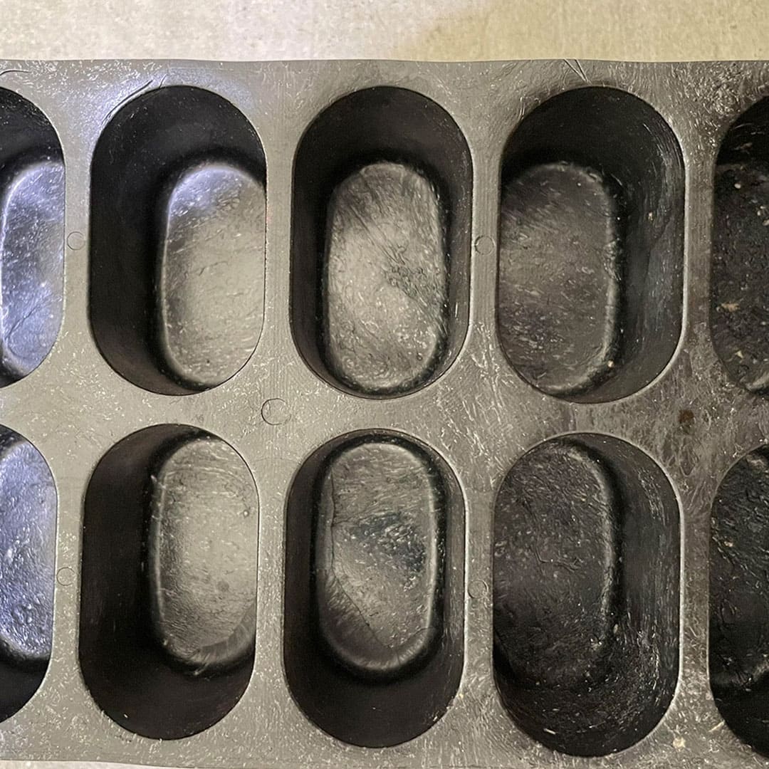 敷棒くん プラスチック製 角材 L2280mm【購入数：300本~】りん木 枕木 WPT ウッドプラスチック（法人限定）